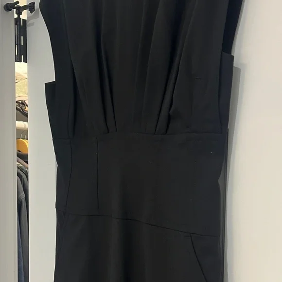 Banana Republic Classic Black Midi Dress - Picture 4 of 4